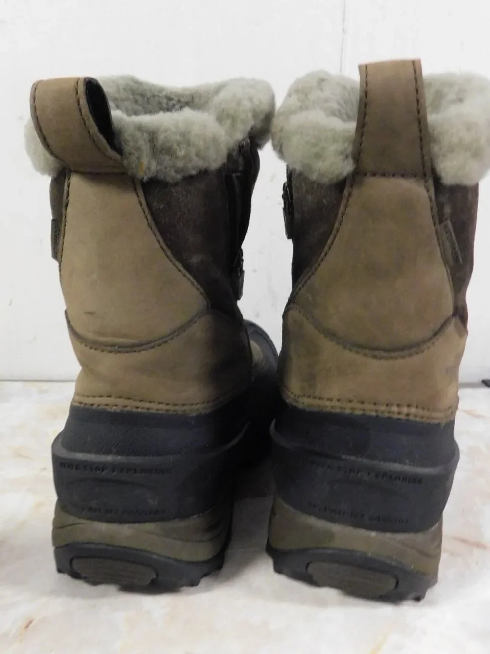 The North Face Suede Leather Faux Fur Waterproof Winter Boots Side Zip Closure